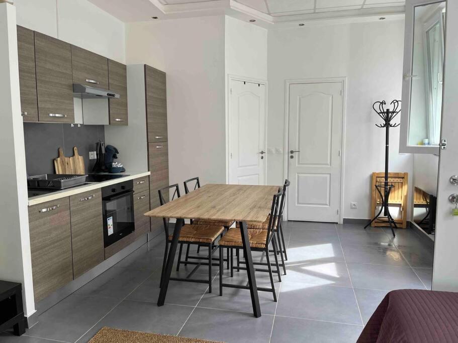 Apartament Le Luxembourg Villeurbanne Zewnętrze zdjęcie