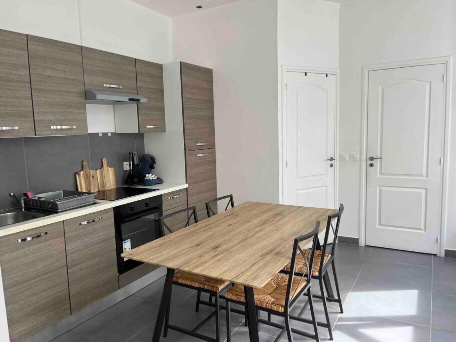 Apartament Le Luxembourg Villeurbanne Zewnętrze zdjęcie